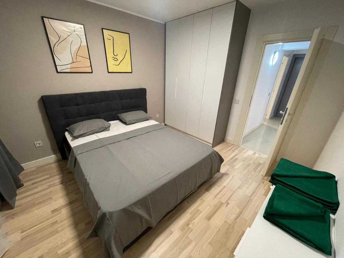 Appartement Modern Gray / Designed à Iasi Extérieur photo